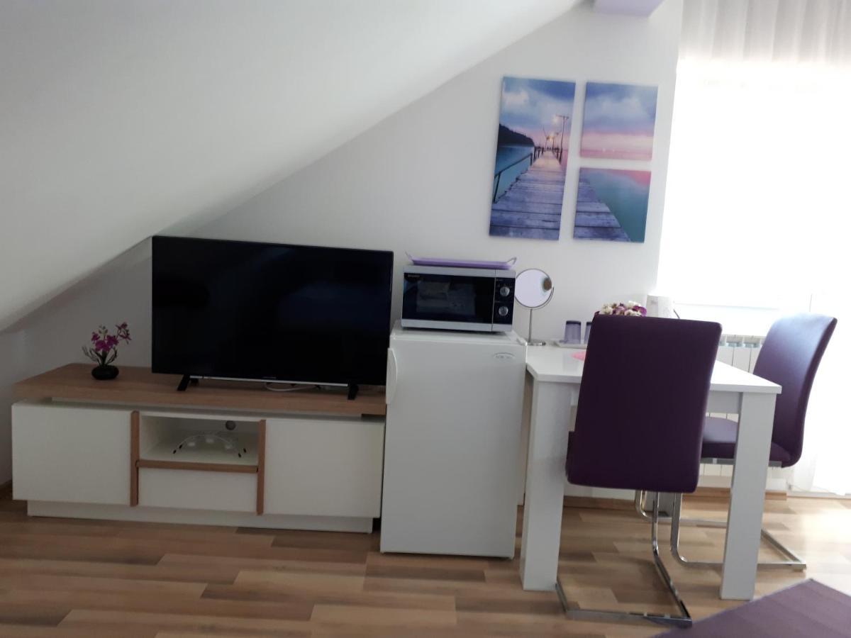Iris Room & Apartment Slunj Eksteriør billede