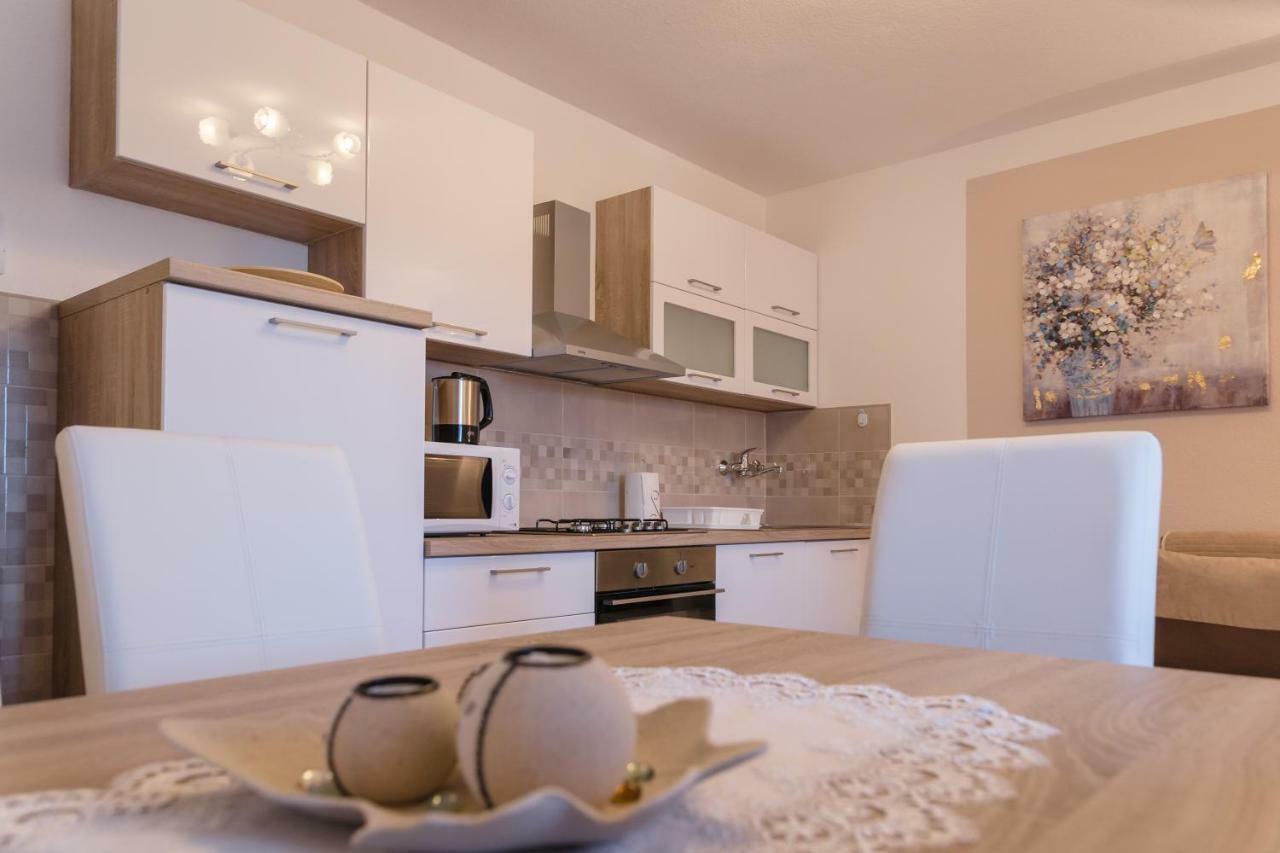 Iris Room & Apartment Slunj Eksteriør billede