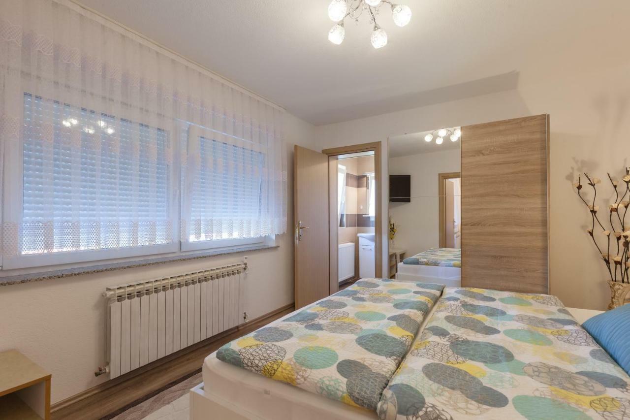 Iris Room & Apartment Slunj Eksteriør billede